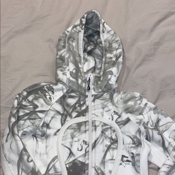 lululemon hoodie - Picture 1 of 2